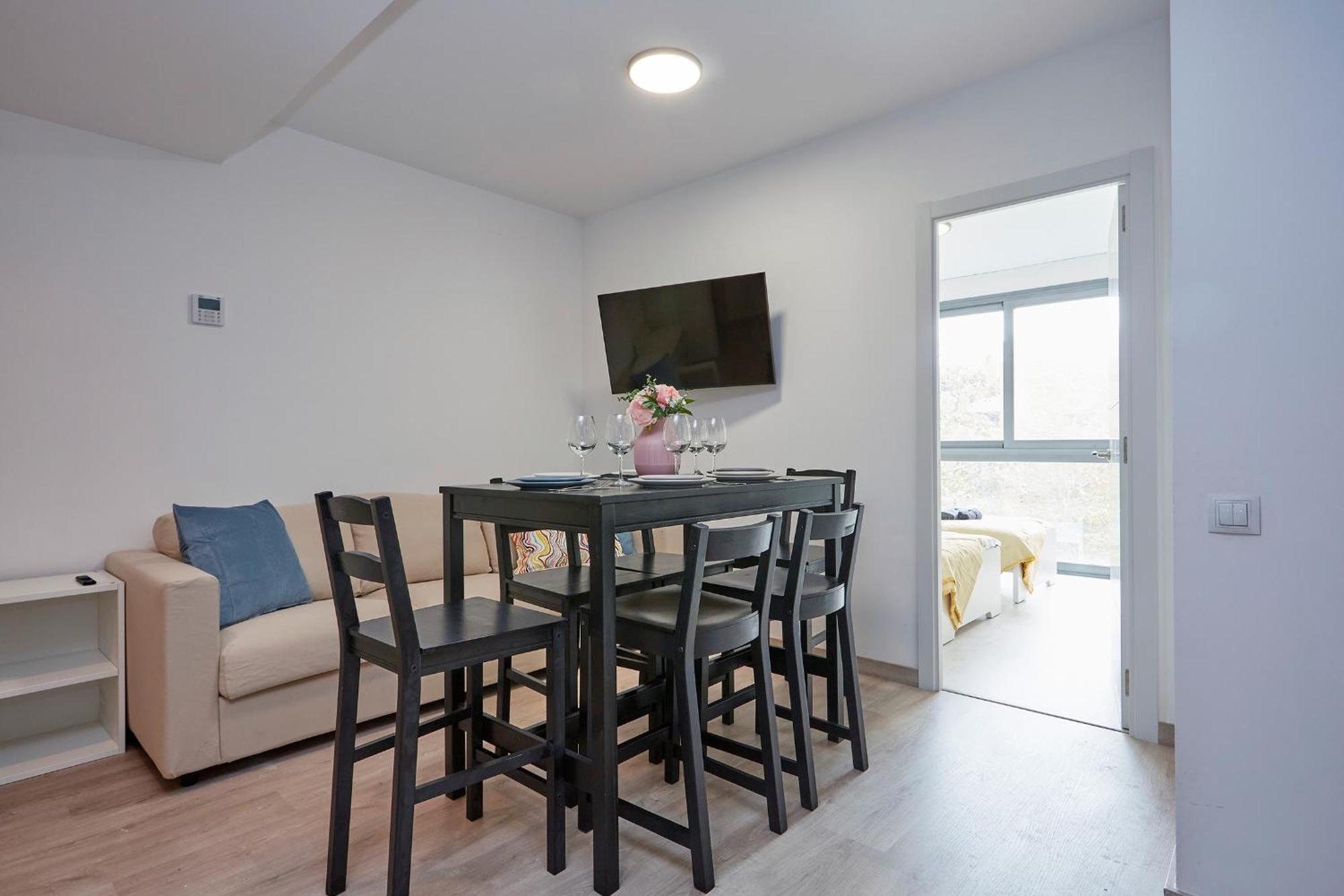 Appartamento Three Bedroom Two Bathroom Close To Beach